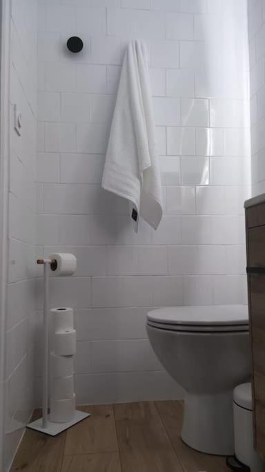 Charmant T1Bis Renove Avec Gout Роде Экстерьер фото
